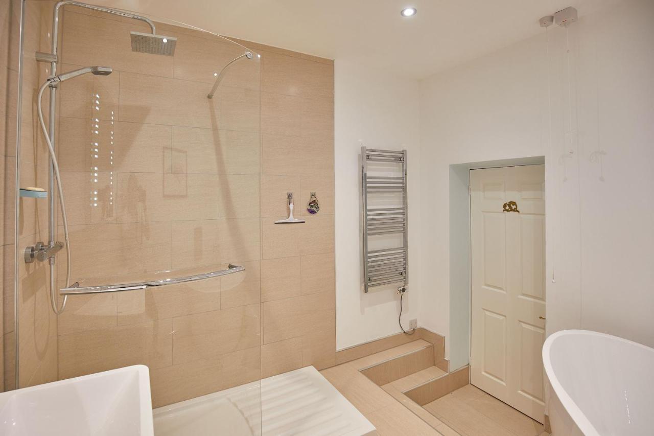 Host & Stay - 4 Metropole Towers Whitby Luaran gambar
